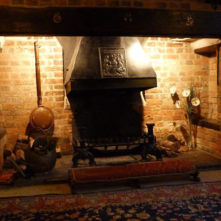 Tudor Cottage Ashford  Esterno foto
